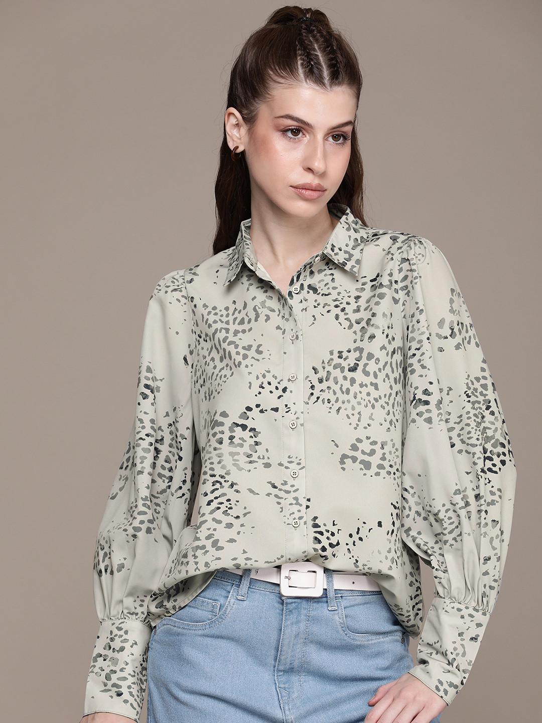 

The Roadster Lifestyle Co. Pure Cotton Printed Casual Shirt, Grey