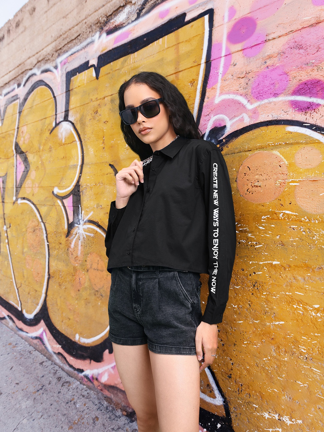 

The Roadster Lifestyle Co. Pure Cotton Crop Casual Shirt, Black