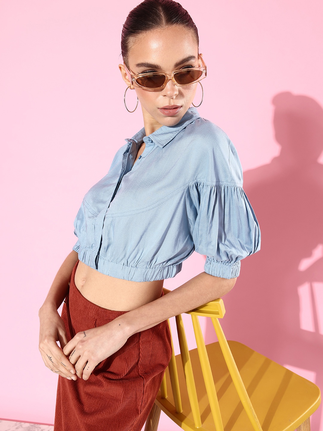 

The Roadster Life Co. Solid Balloon Sleeve Cropped Casual Shirt, Blue