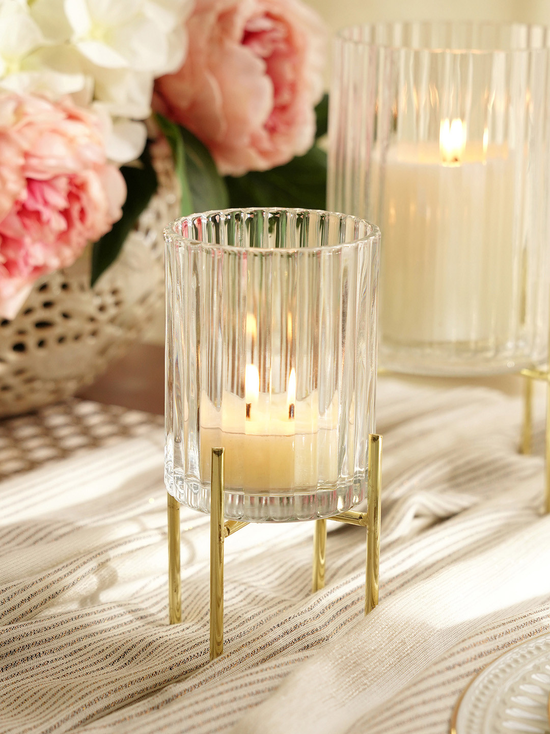 

Pure Home and Living Transparent & Gold-Toned Glass Candle Holder With Metal Stand