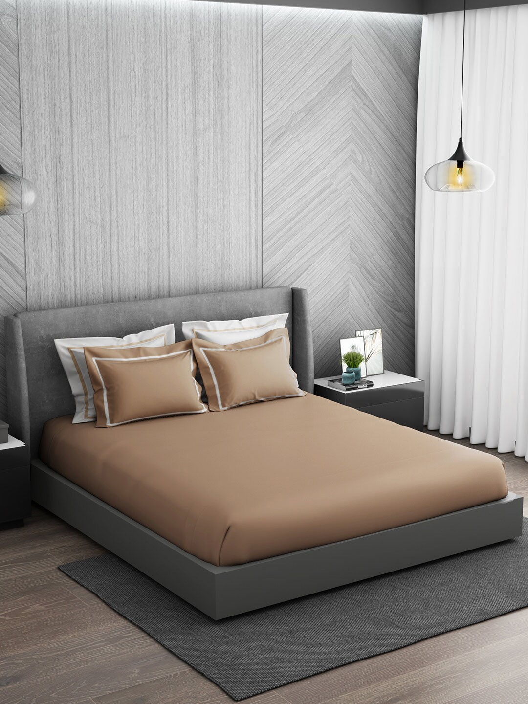 

Welspun Hygro Brown & White 300 TC Flat Cotton King Bedsheet With 4 Pillow Covers