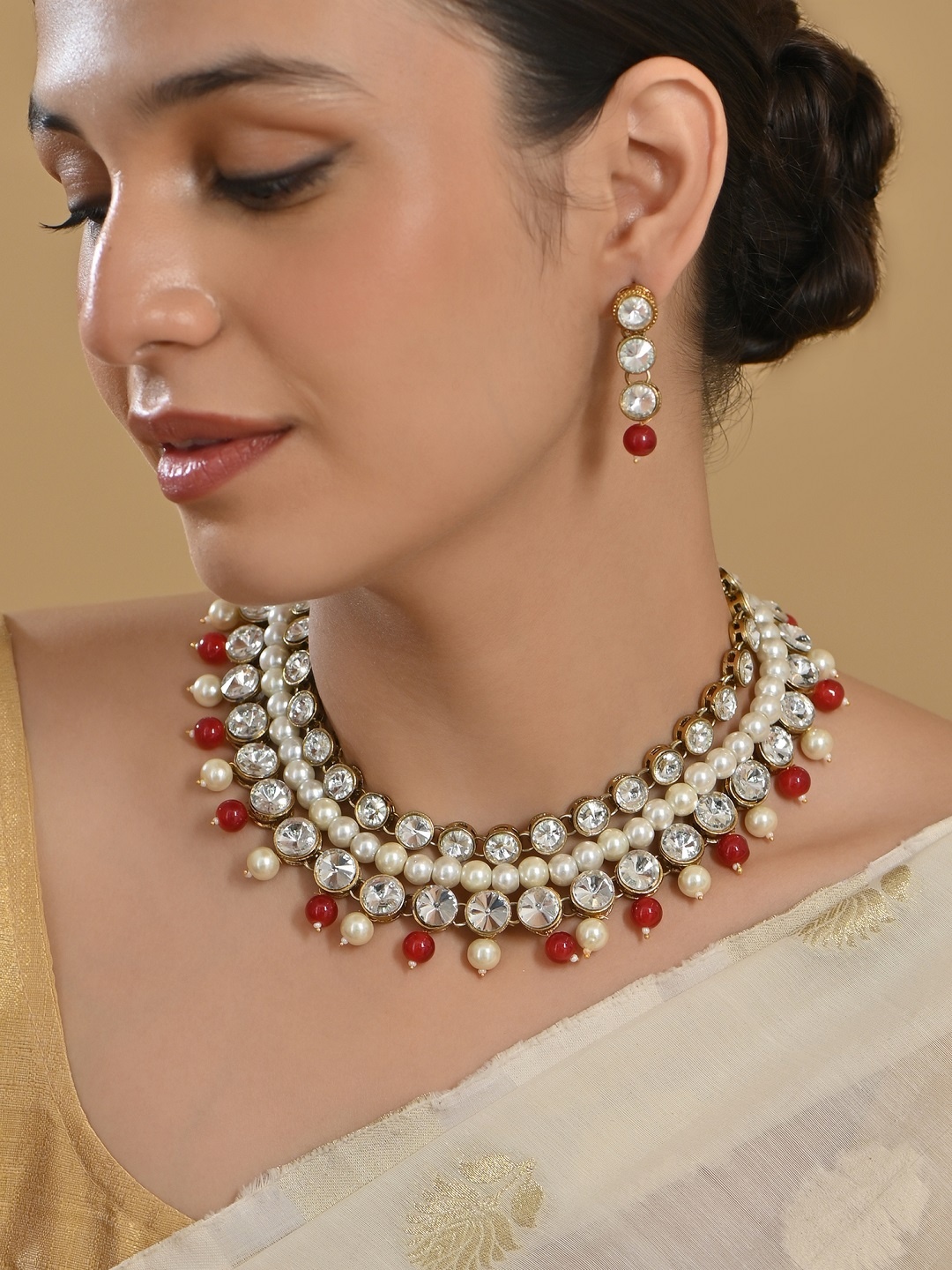 

Fida Gold-Plated Kundan-Studded & Pearl Beaded Layered Jewellery Set