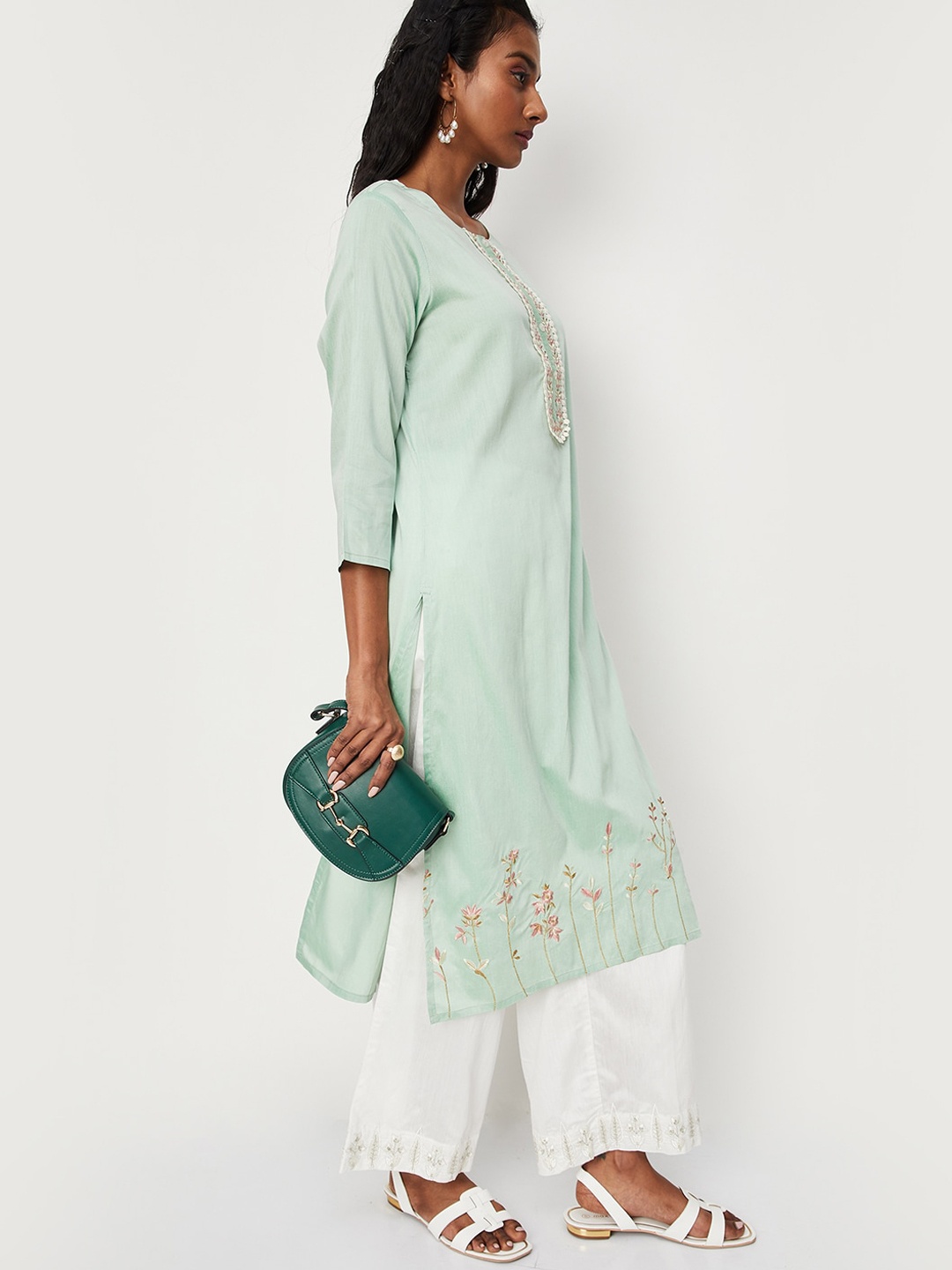 

max Floral Embroidered Thread Work Straight Kurta, Sea green