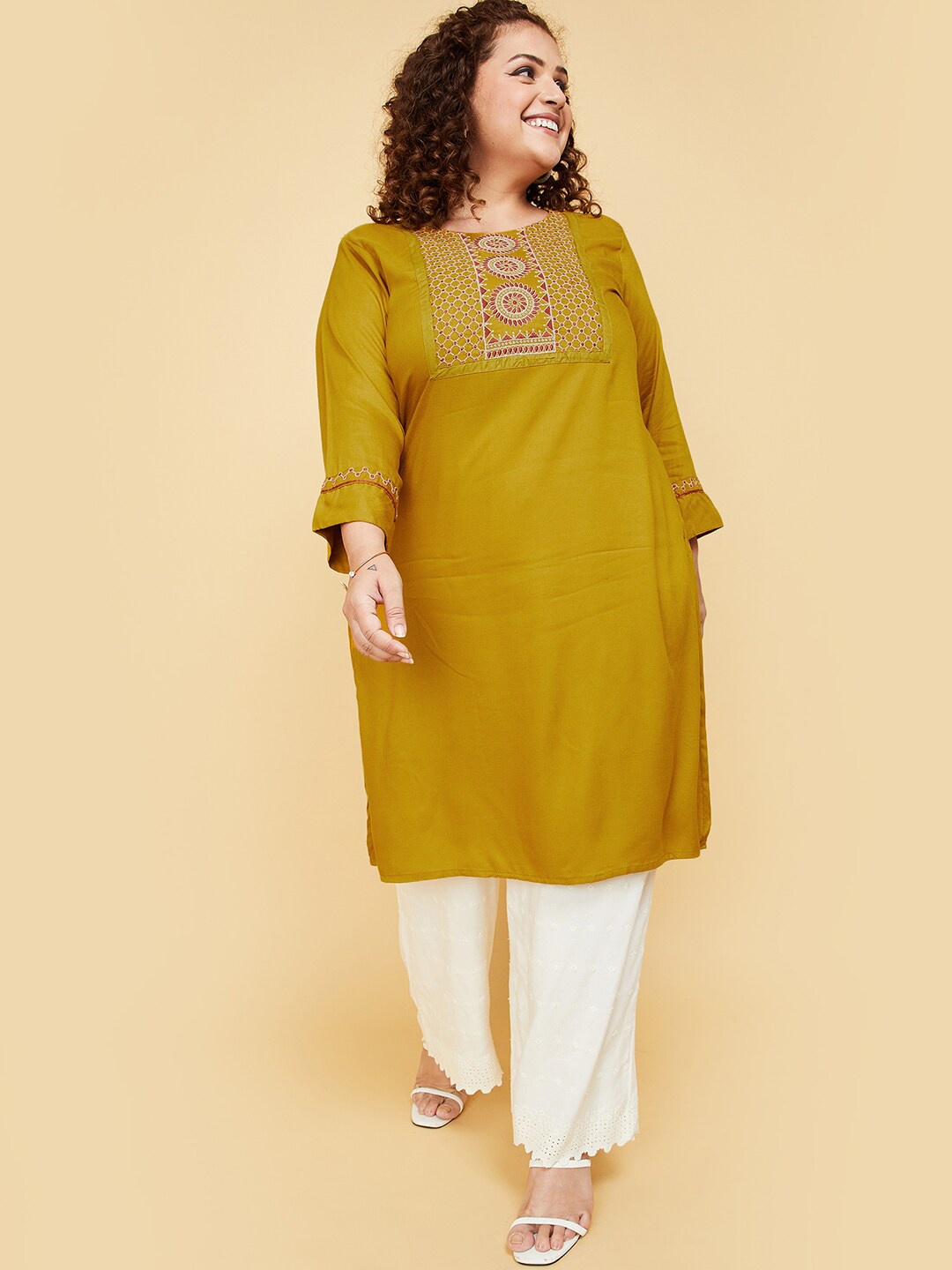 

max Plus Size Ethnic Motifs Yoke Design Kurta, Yellow