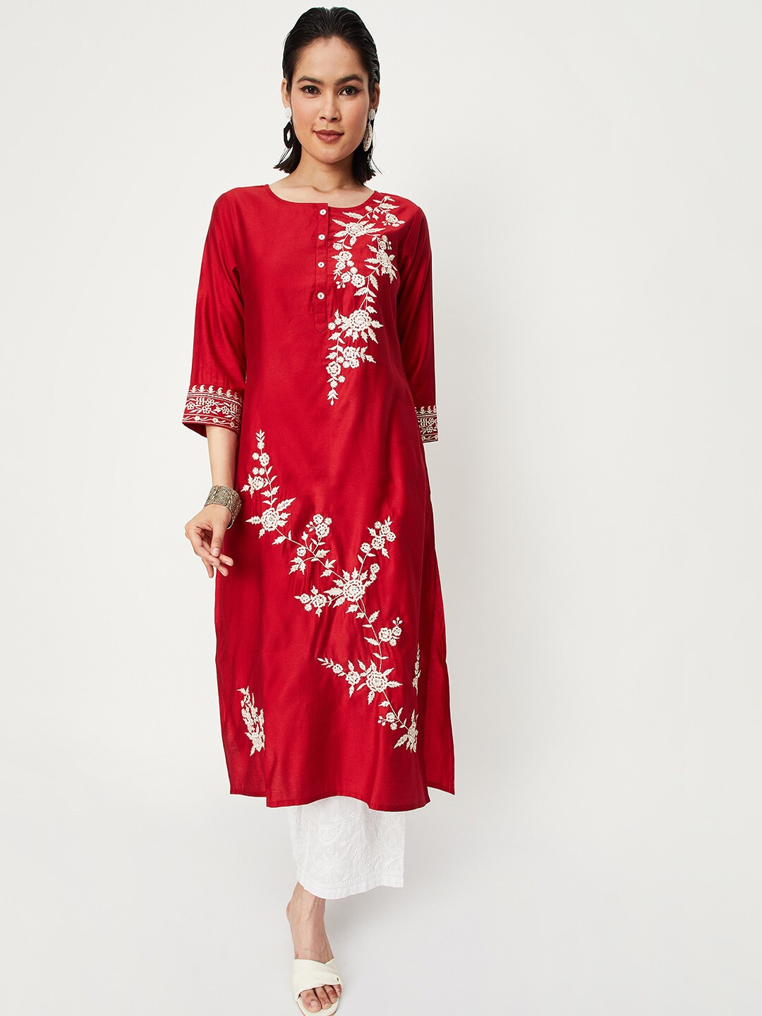 

max Floral Embroidered Kurta, Red