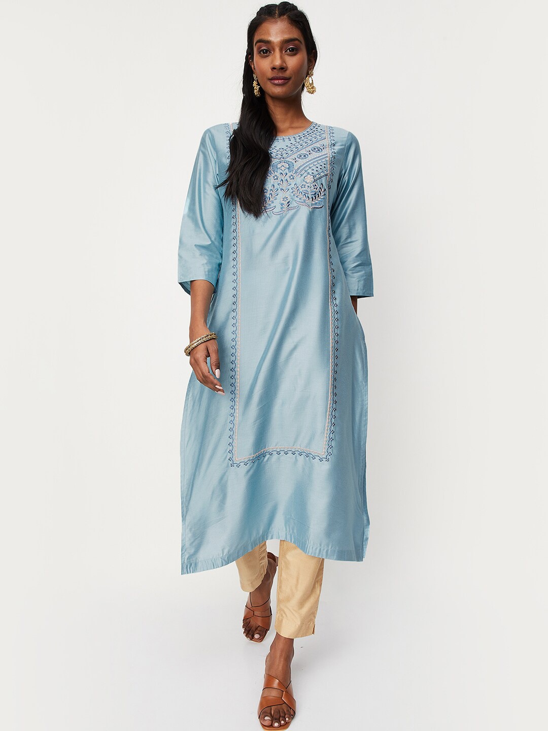 

max Embroidered Thread Work Kurta, Blue