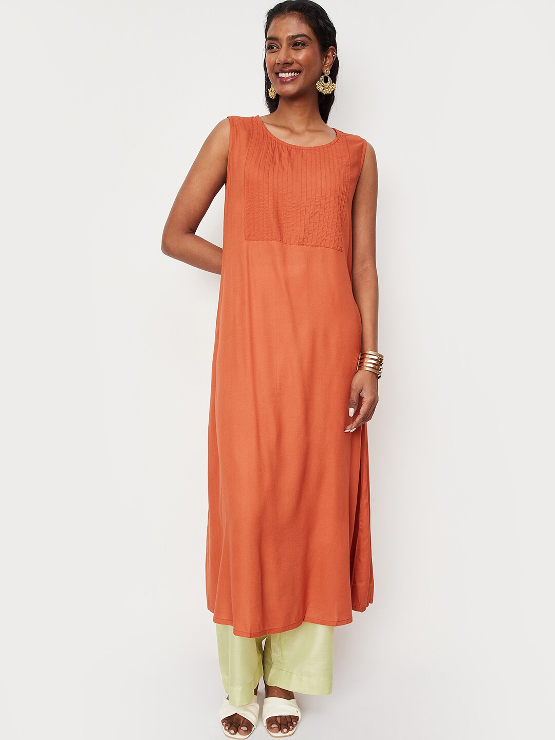 

max Yoke Design Straight Kurta, Orange