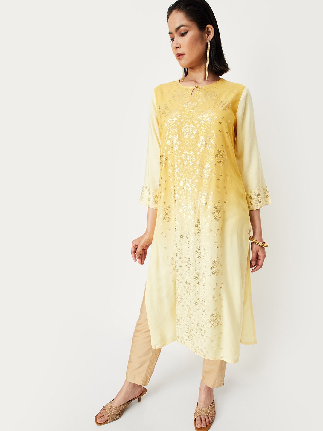 

max Floral Printed Keyhole Neck Kurta, Yellow