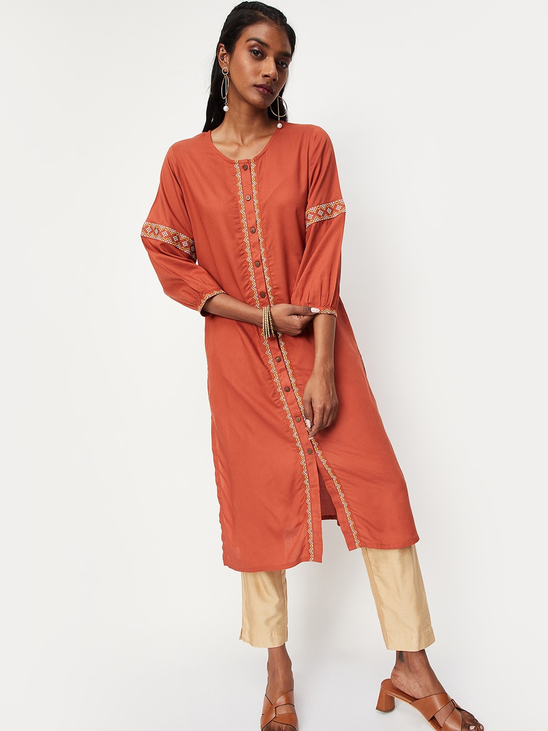 

max Geometric Embroidered Puff Sleeves Kurta, Rust