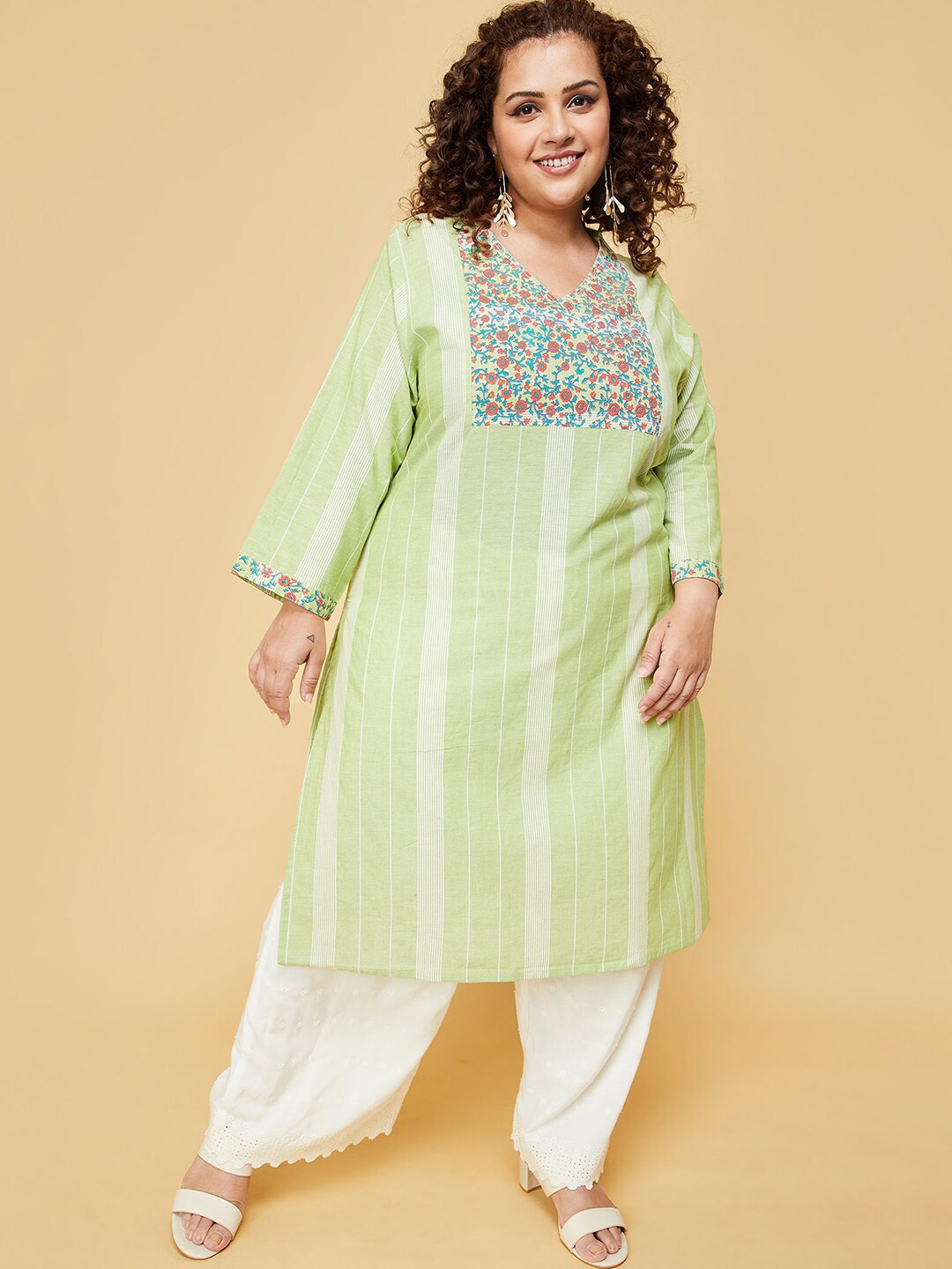 

max Floral Printed Pure Cotton Kurta, Green