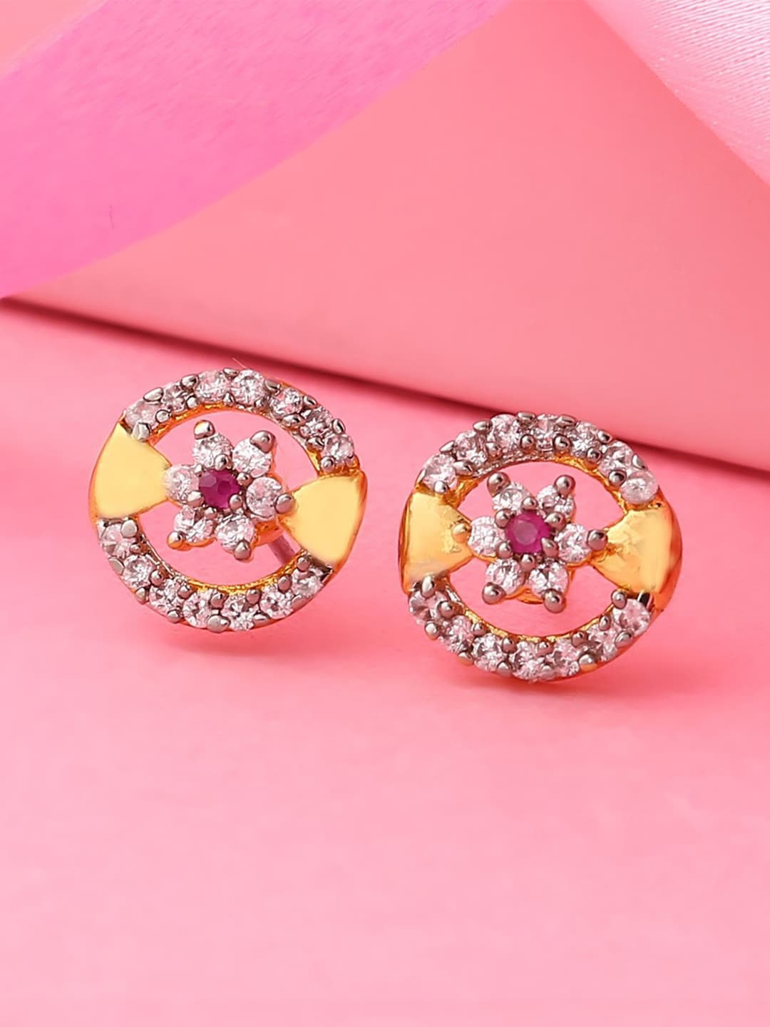 

Estele Gold-Plated Floral Studs Earrings, White