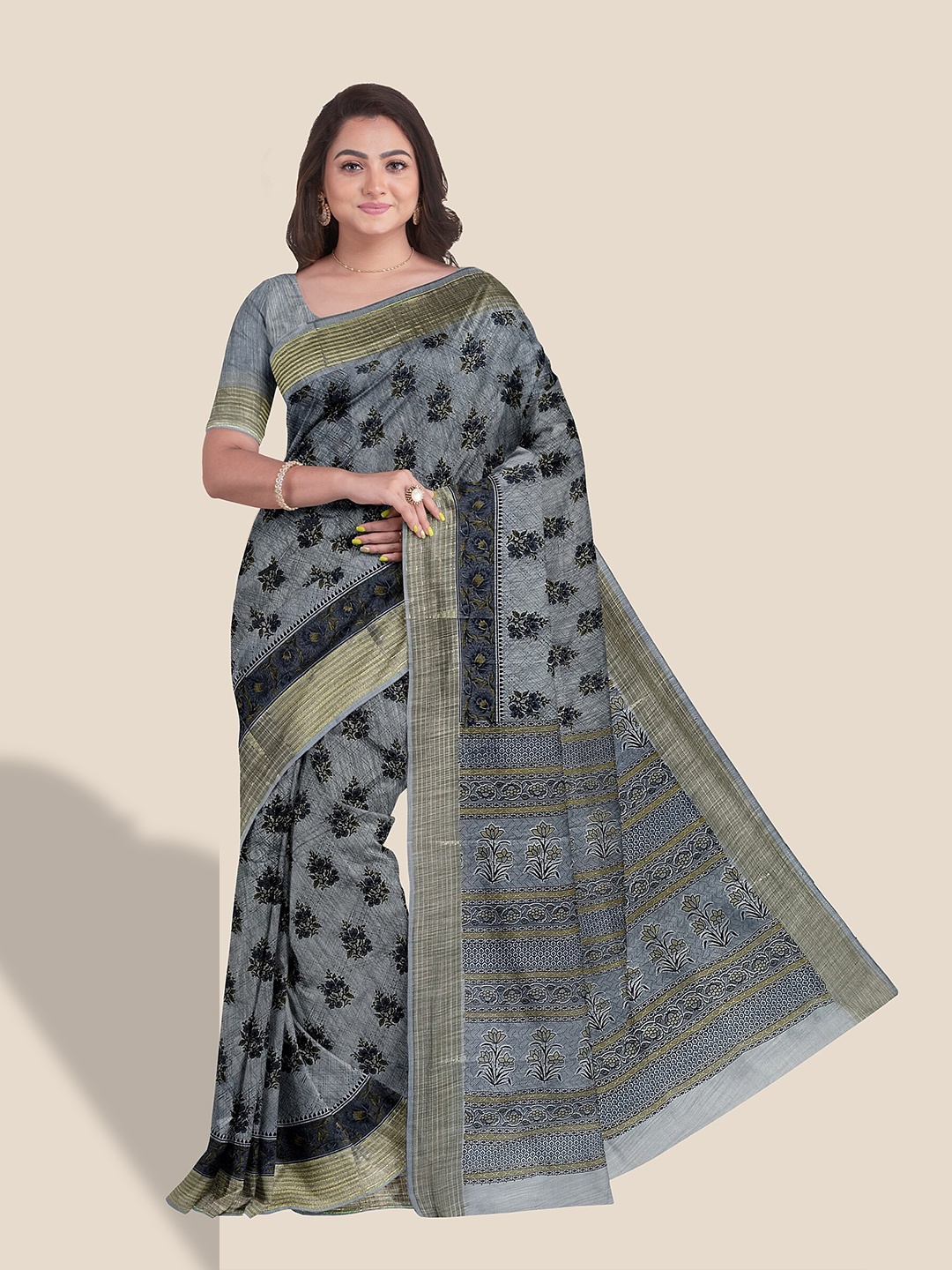 

The Chennai Silks Floral Printed Zari Pure Cotton Saree, Grey