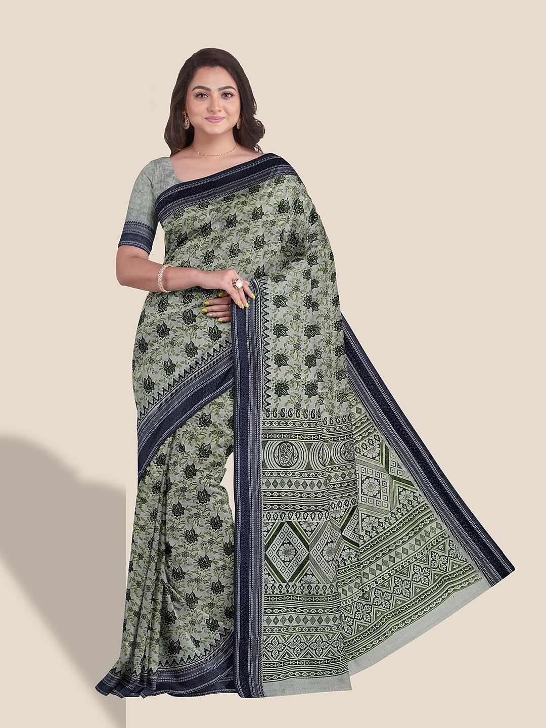 

The Chennai Silks Floral Printed Pure Cotton Saree, Green