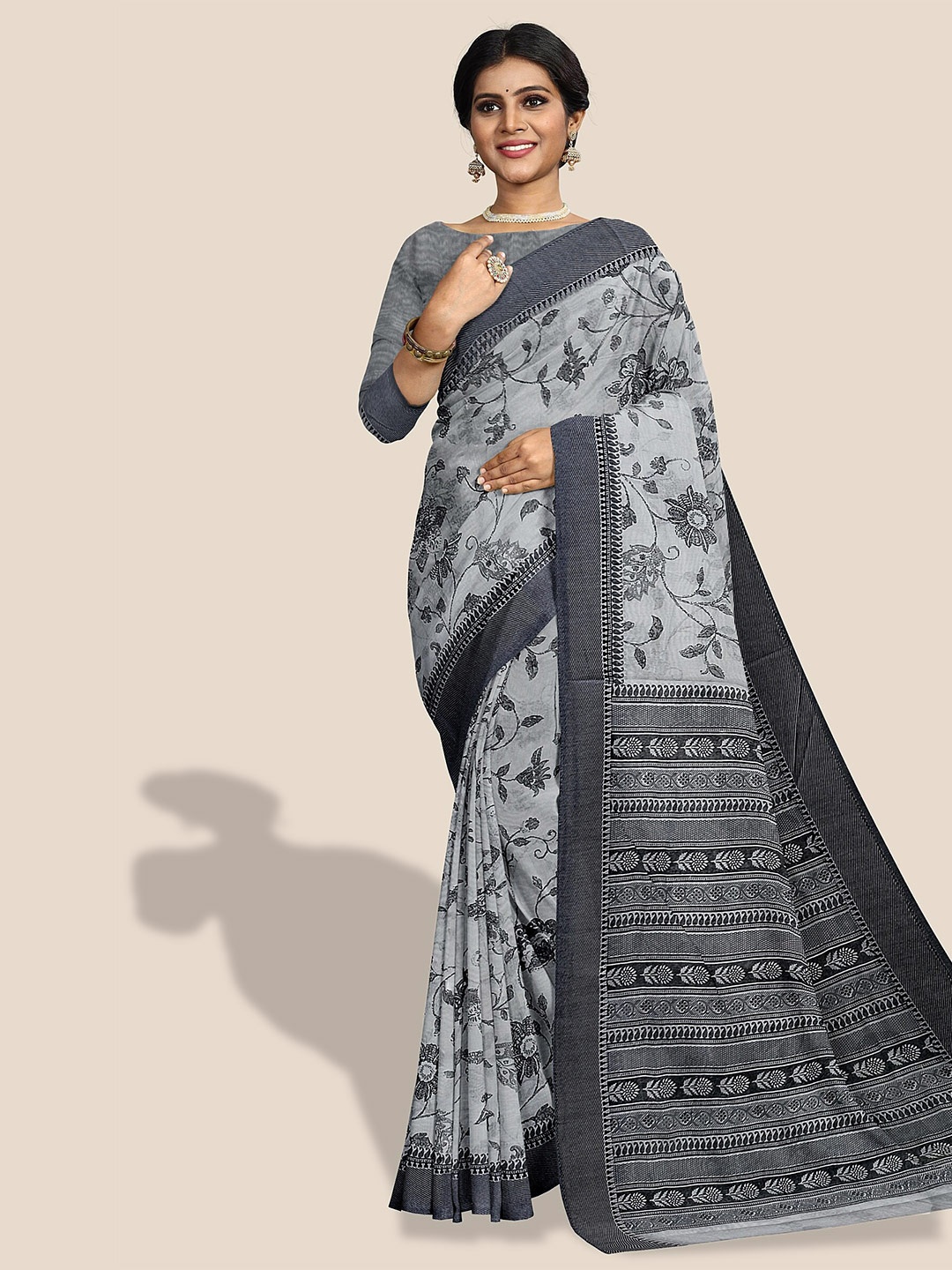 

The Chennai Silks Floral Printed Pure Cotton Saree, Grey