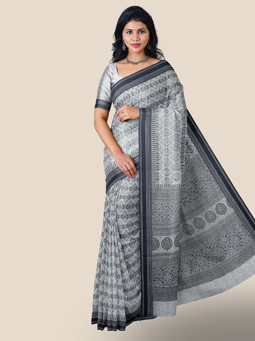 

The Chennai Silks Ethnic Motif Printed Pure Cotton Saree, Off white