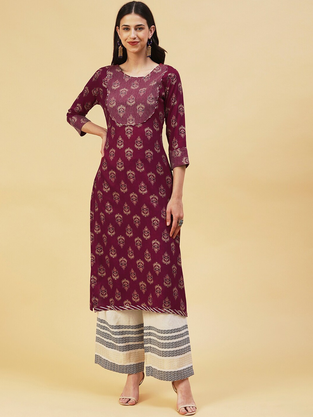 

FASHOR Ethnic Motifs Printed Round Neck Straight Fit Kurta, Maroon