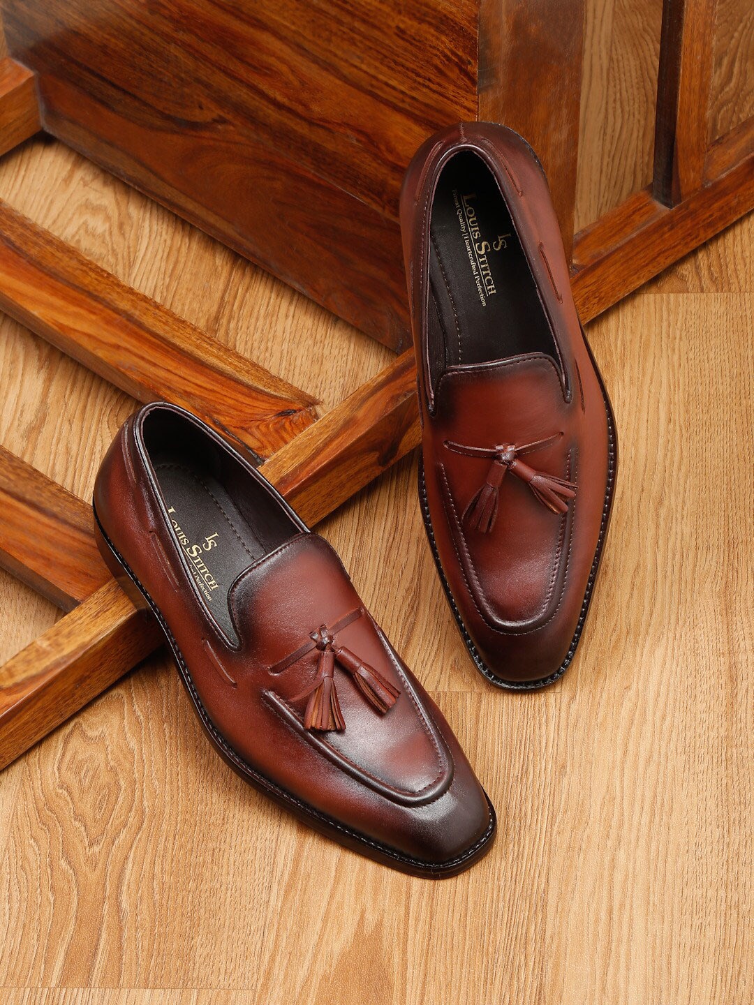 

LOUIS STITCH Men Textured Leather Formal Mocassins With Tasselled Detail, Brown