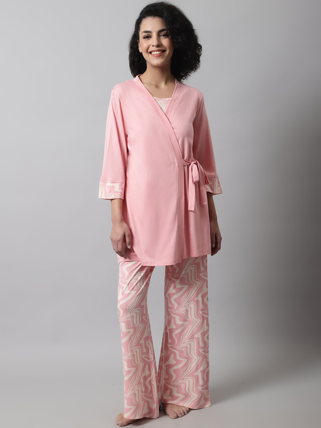 

Kanvin 3 Piece Abstract Printed Night Suit With Robe, Pink