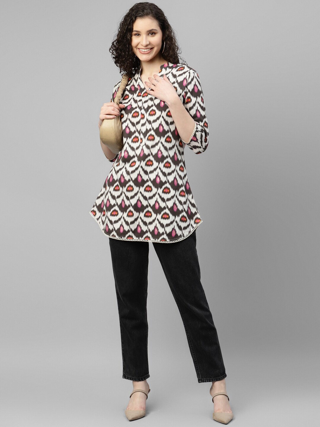 

DEEBACO Printed Pure Cotton Mandarin Collar A-Line Kurti, Off white