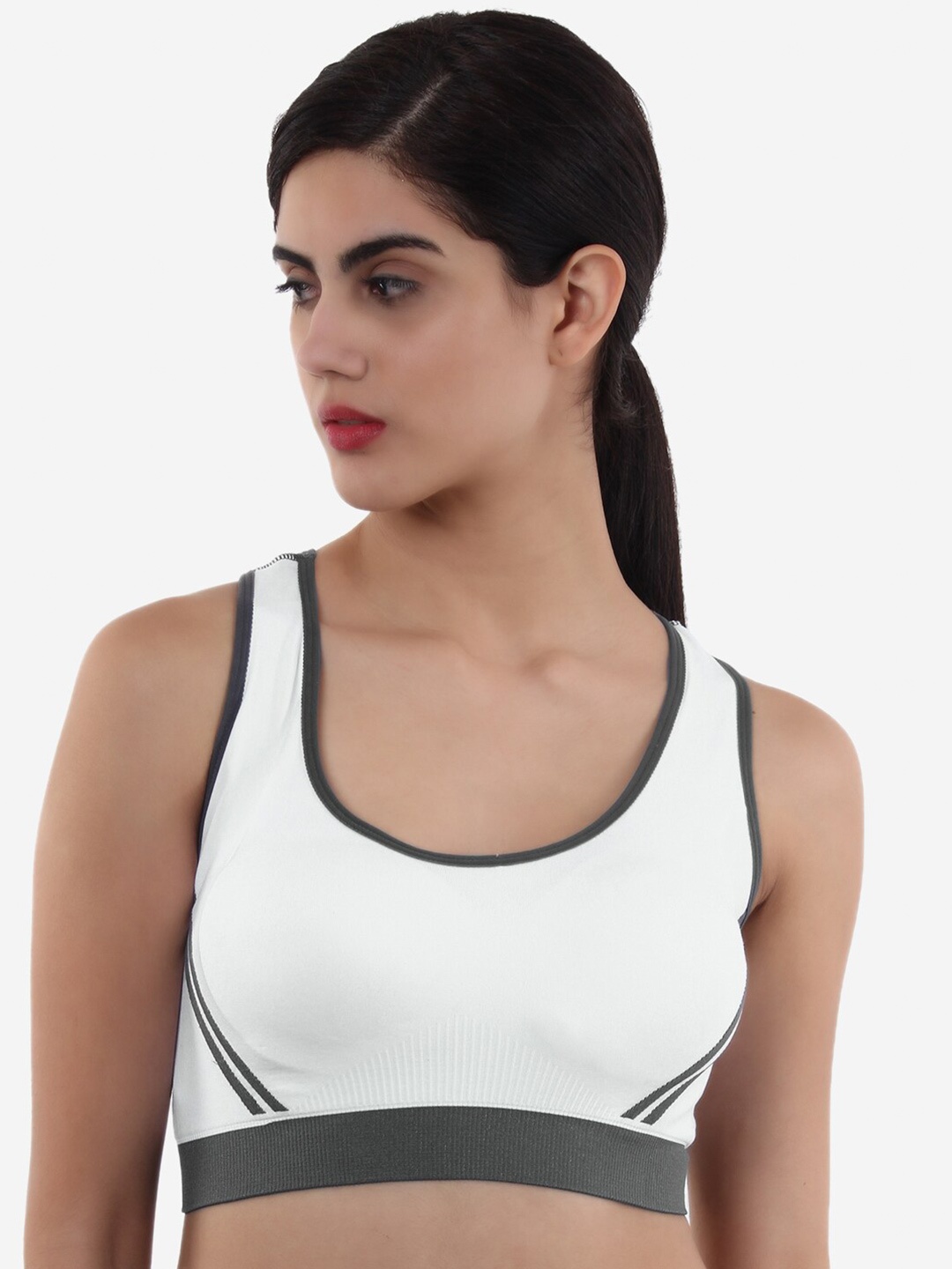 

XOXO Design Colourblocked Lightly Padded Sports Bra, White