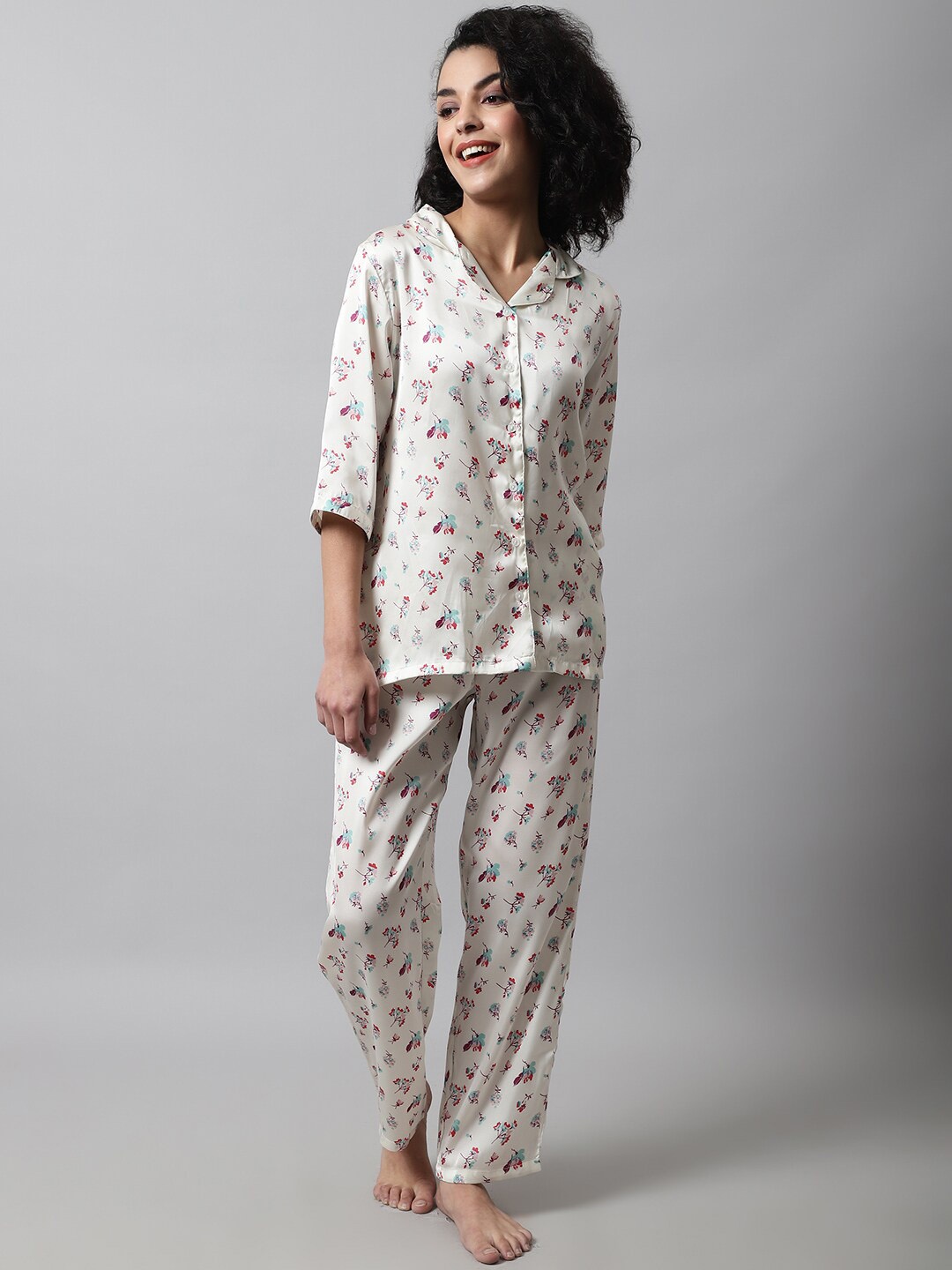 

Kanvin Floral Printed Satin Night Suit, White