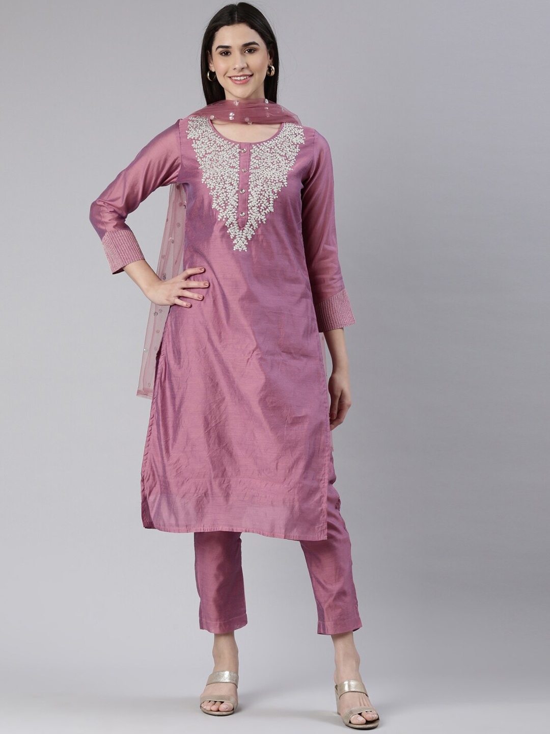 

KALINI Ethnic Motifs Embroidered Thread Work Kurta With Trousers & Dupatta, Pink
