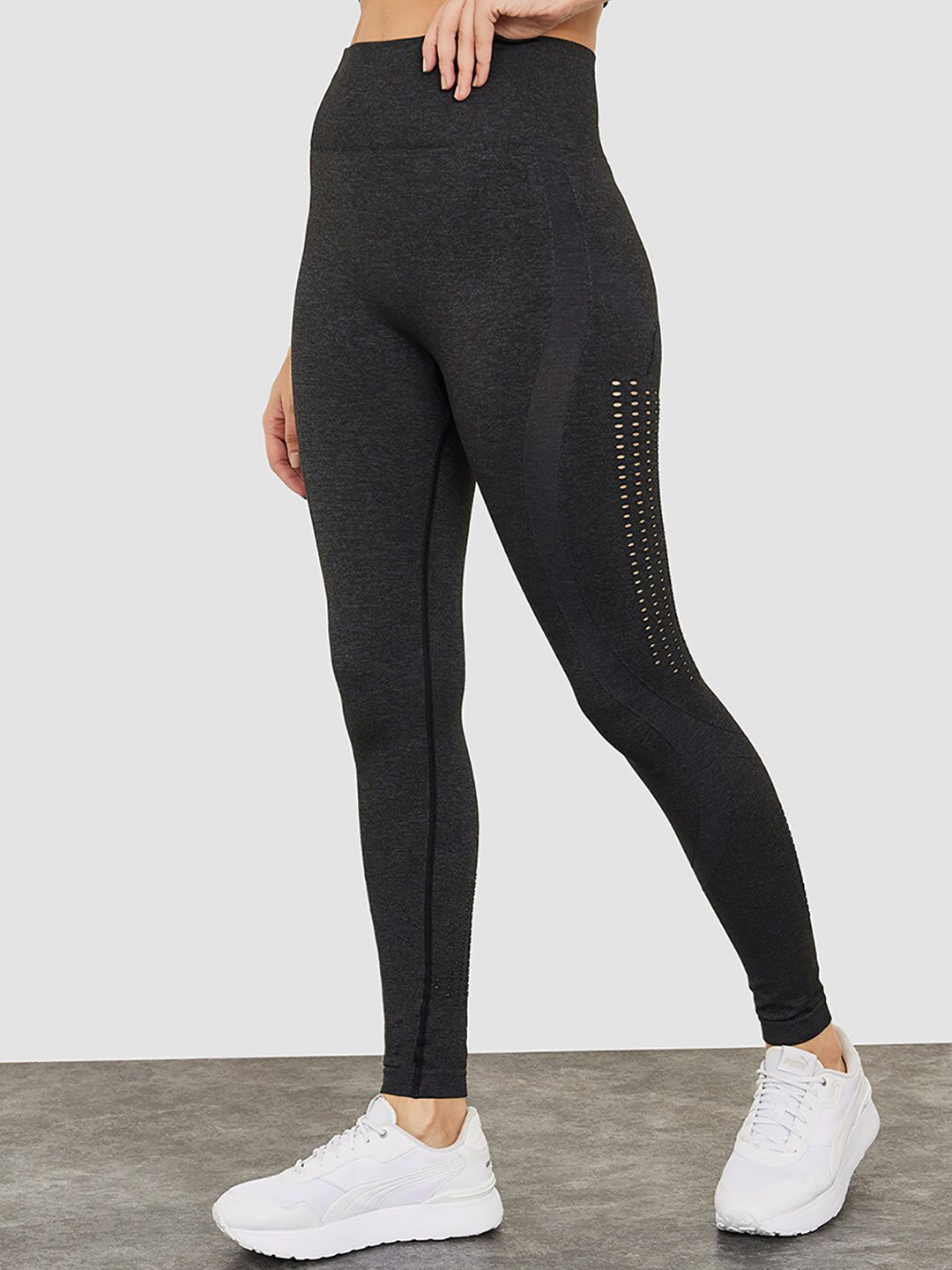 

Styli Women Cut-out Detail Sports Tights, Black