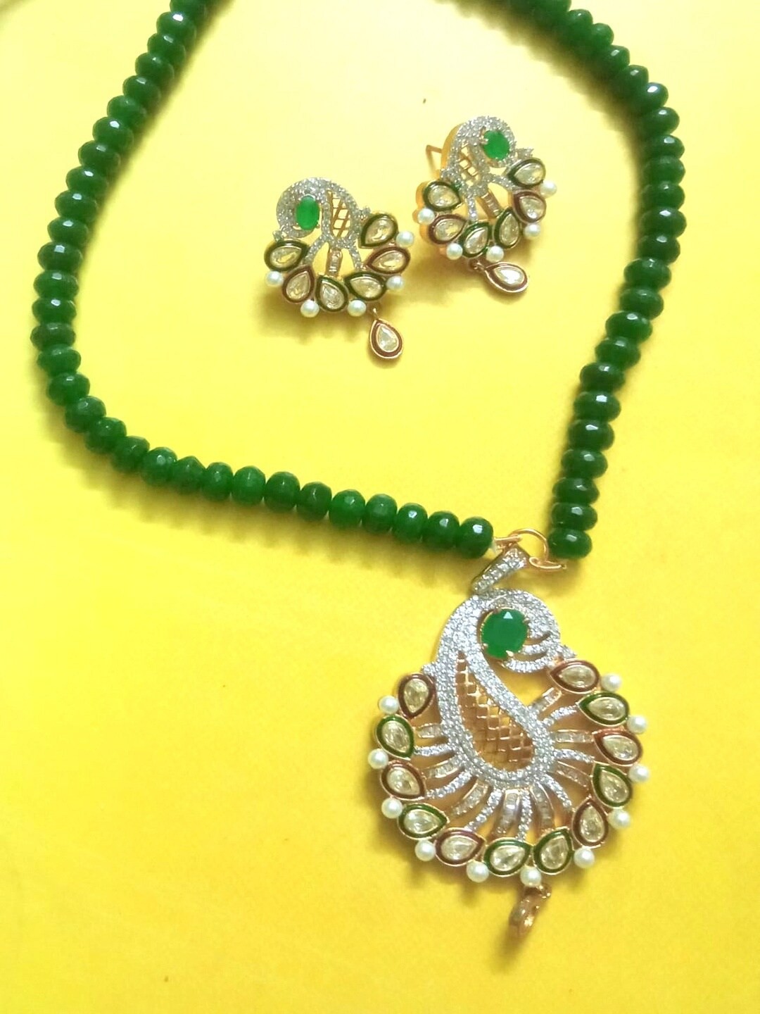 

Runjhun Gold-Plated CZ-Studded & Pearl Beaded Jewellery Set