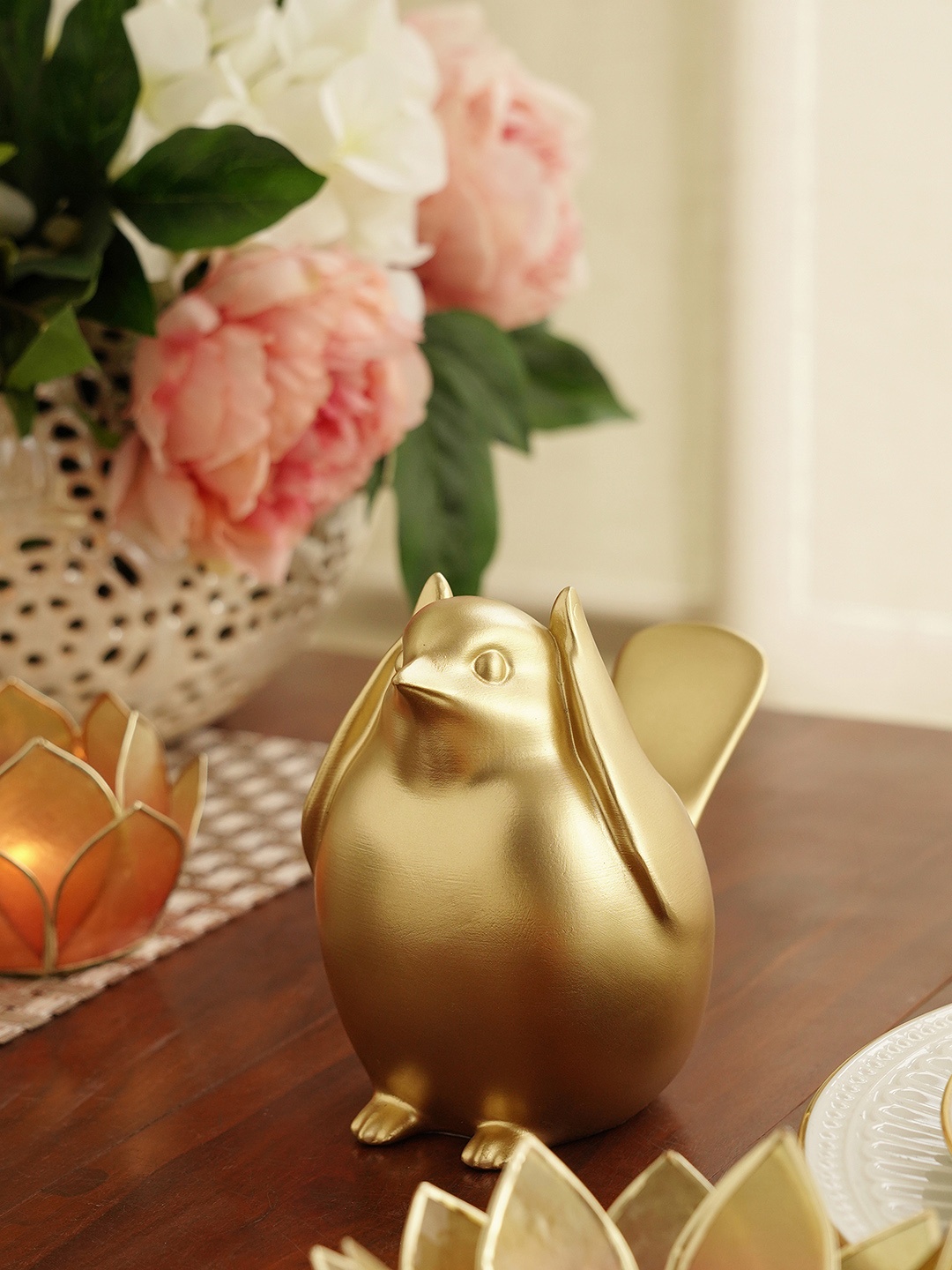 

Pure Home and Living Gold-Toned Sparrow With Closed Ears Showpiece
