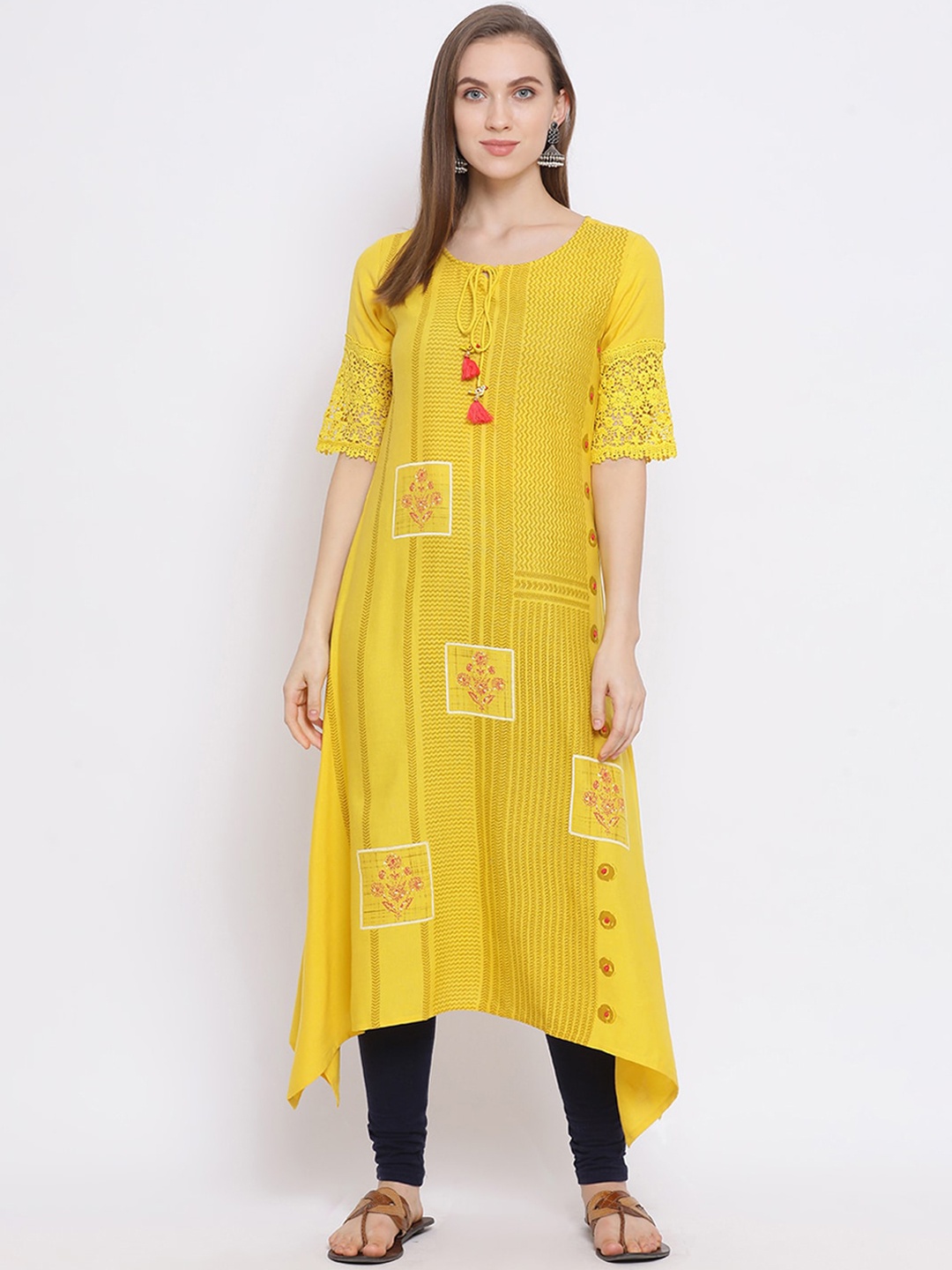 

Span Tie-Up Neck Geometric Printed A-Line Cotton Kurta, Yellow