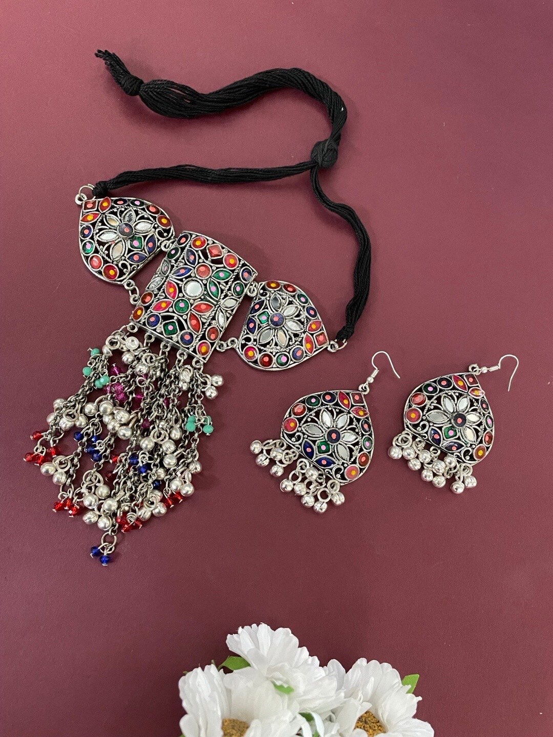 

Digital Dress Room Oxidized Silver-Plated Stone-Studded & Beaded Jewellery Set