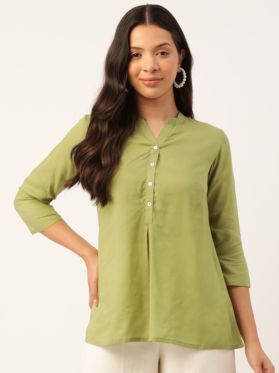 

ZIZO By Namrata Bajaj Mandarin Collar Regular Top, Green