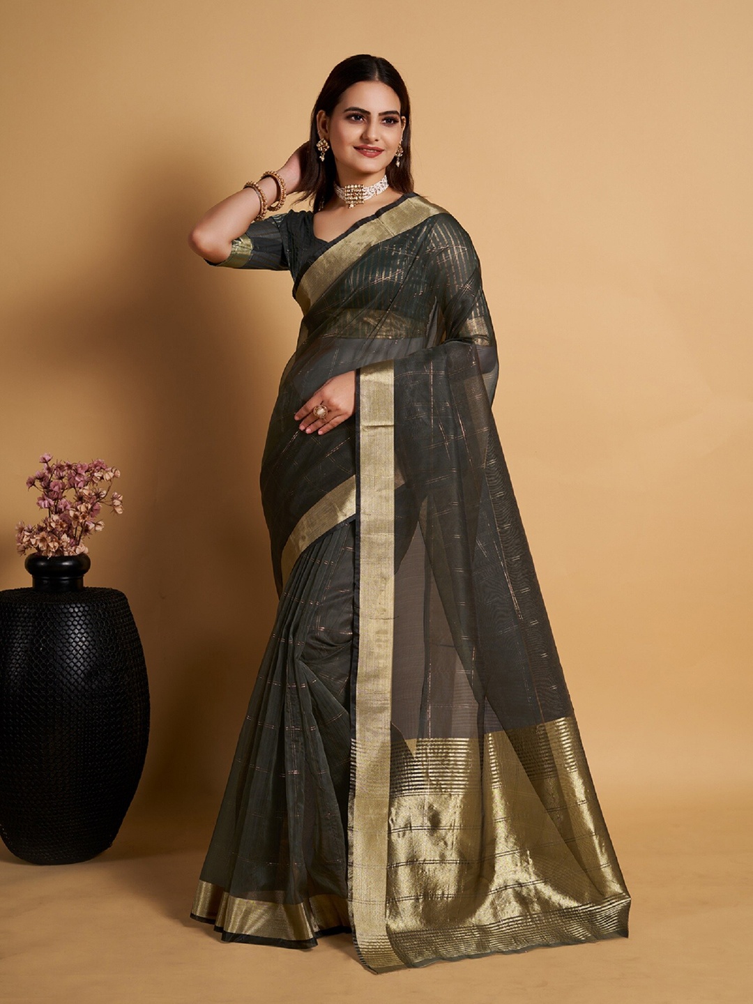 

KALINI Checked Zari Organza Saree, Grey