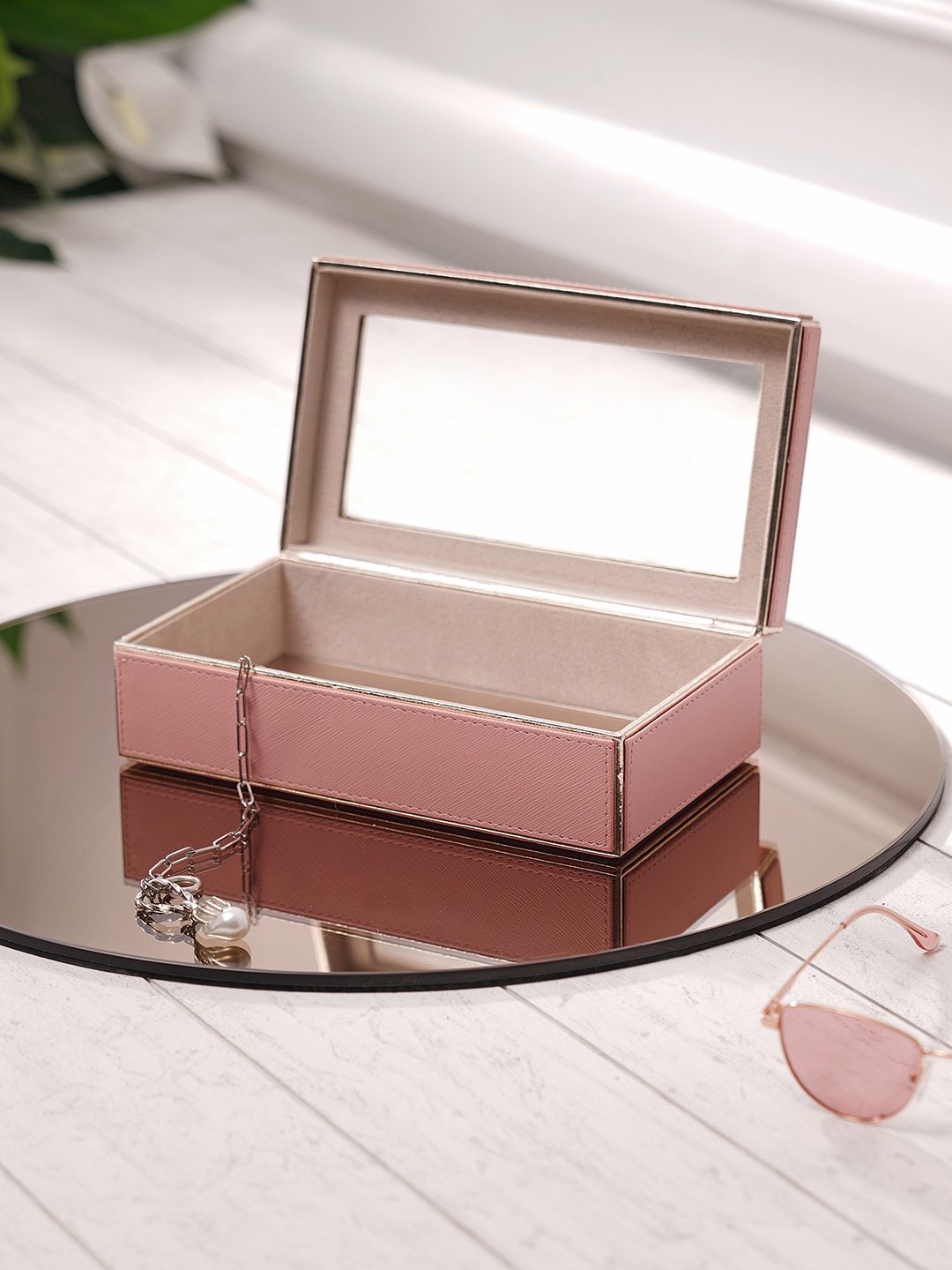 

Pure Home and Living Pink Faux Leather Box With Lid Jewellery Organiser
