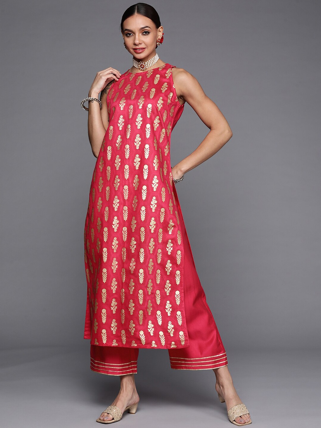 

Indo Era Ethnic Motifs Printed Kurta with Palazzos, Pink