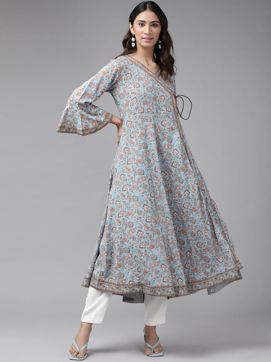 

YASH GALLERY Floral Printed Angrakha Kurta, Blue