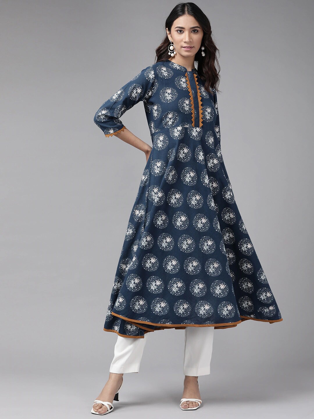 

YASH GALLERY Floral Printed Cotton Kurta, Blue