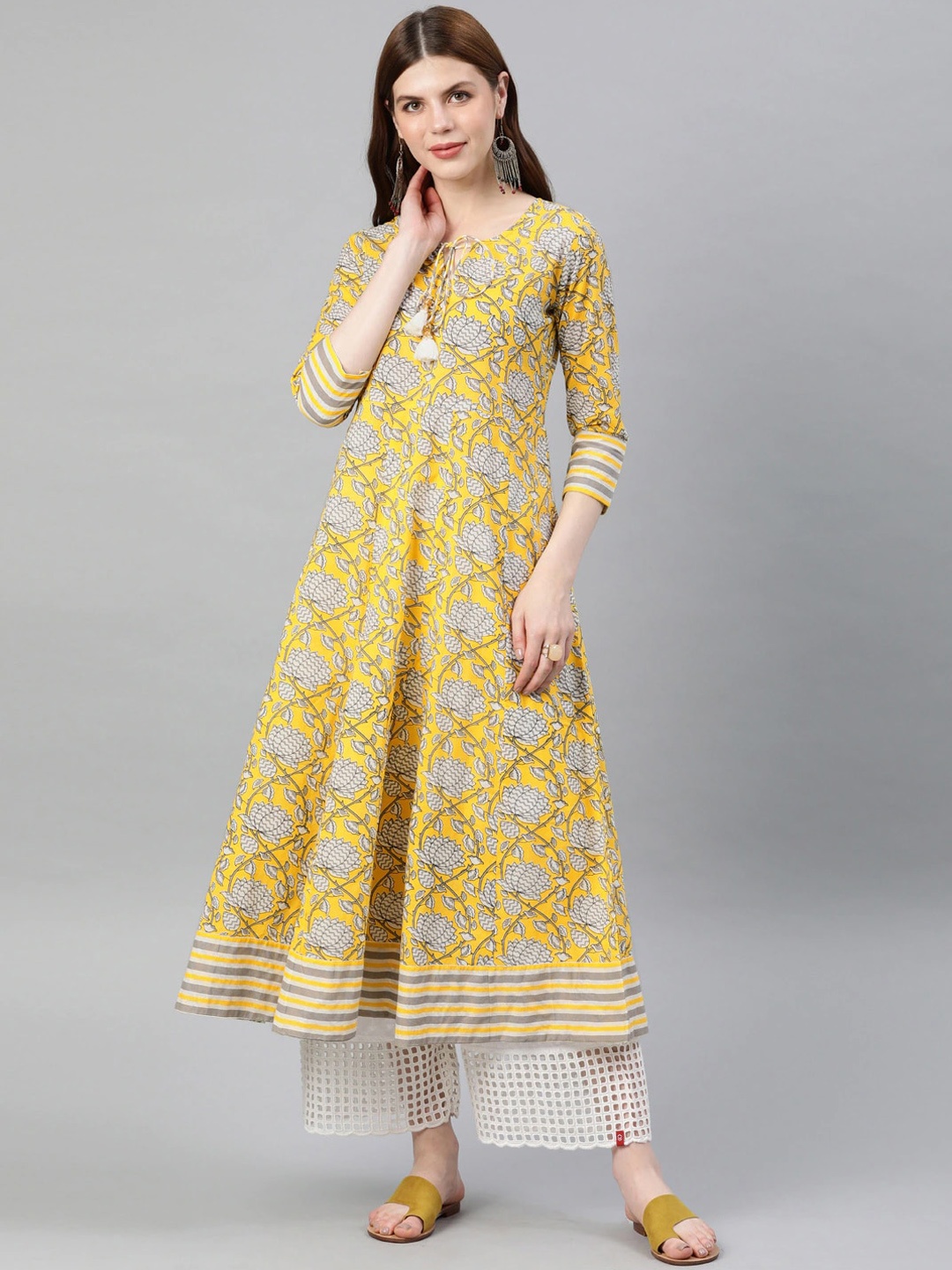 

YASH GALLERY Floral Printed Tie Up Neck Pure Cotton Anarkali Kurta, Yellow