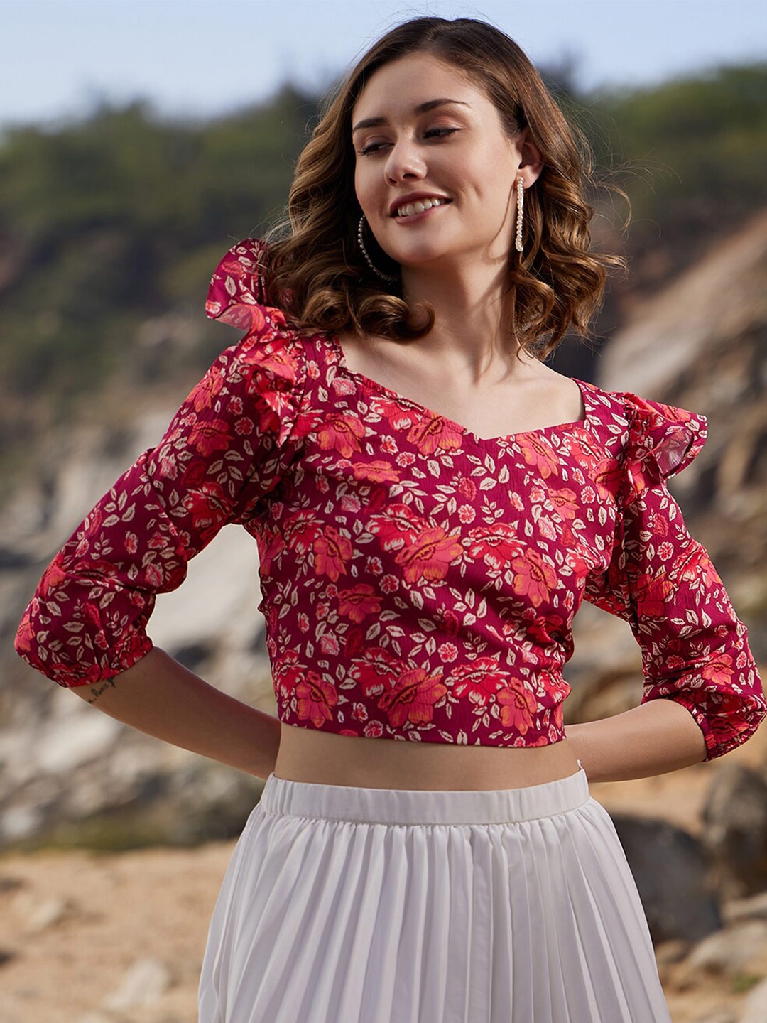 

Athena Floral Print Sweetheart Neck Puff Sleeves Crop Top, Burgundy