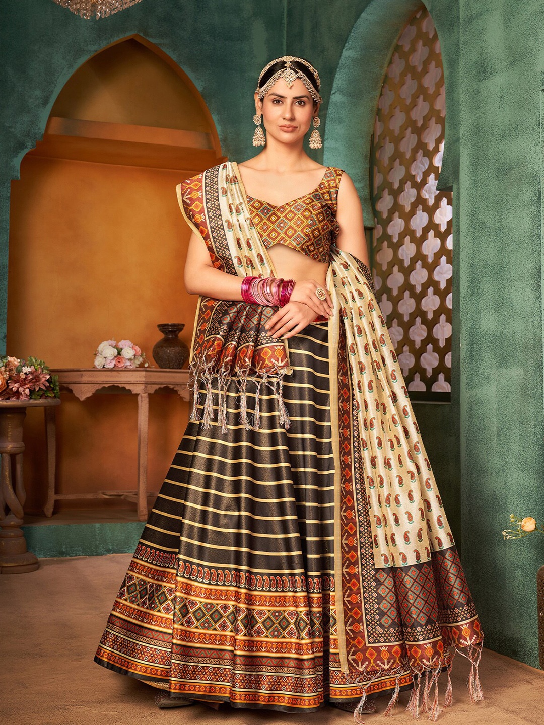 

ODETTE Printed Semi-Stitched Lehenga & Unstitched Blouse With Dupatta, Beige