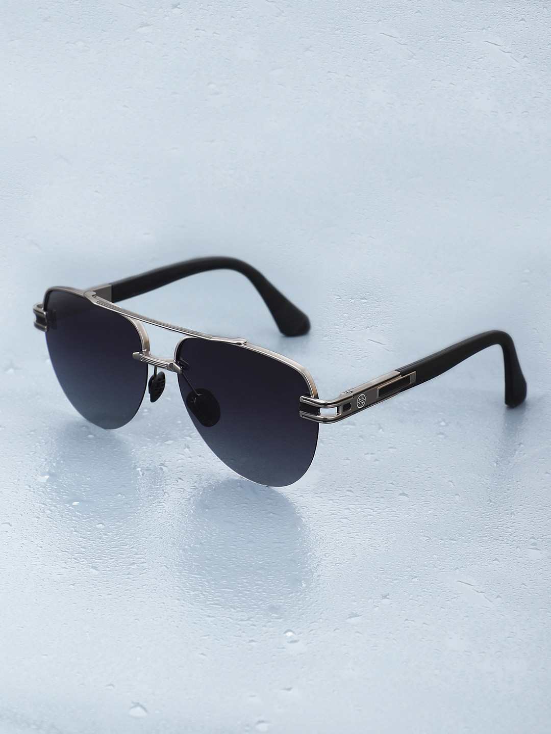 

Carlton London Premium Men Aviator Sunglasses With Polarised & UV Protected Lens CLSM109, Silver