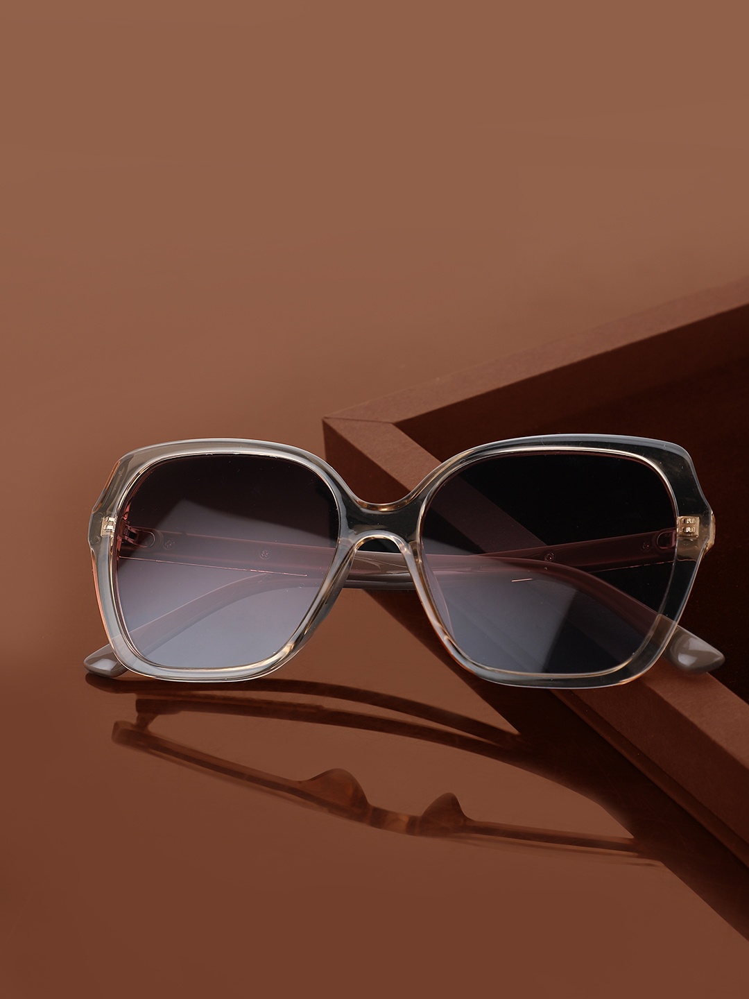 

Carlton London Premium Women Polarised & UV Protected Lens Oversized Sunglasses - CLSW161, Transparent
