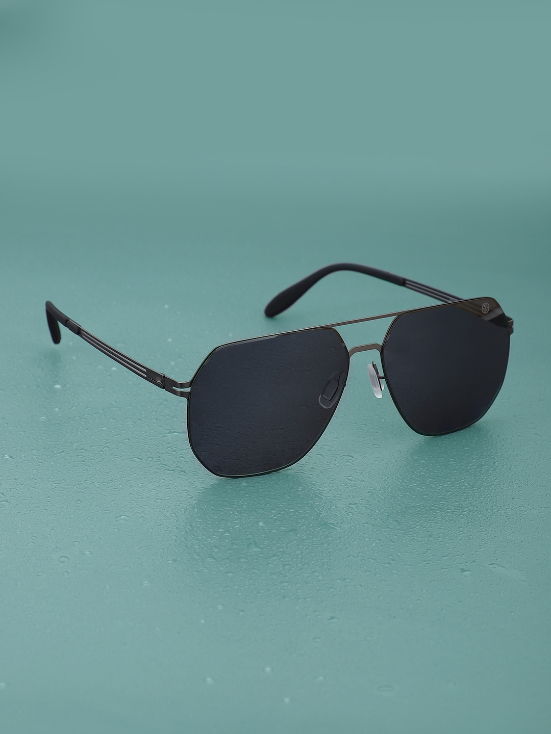 

Carlton London Premium Men Polarised & UV Protected Lens Rectangle Sunglasses - CLSM153, Black