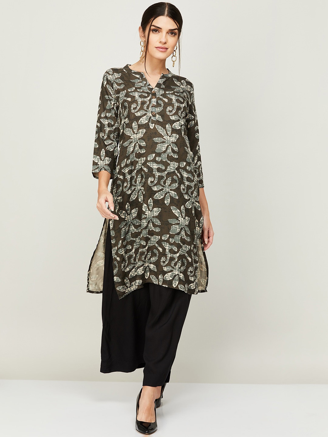 

Melange by Lifestyle Abstract Printed Mandarin Collar Straight Kurta, Brown