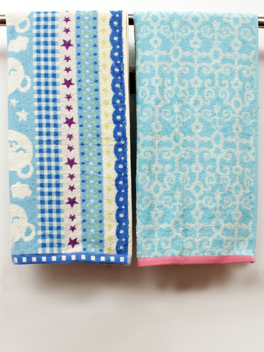 

AVI Living Kids Blue & White 2 Pieces Printed 400 GSM Pure Cotton Bath Towels
