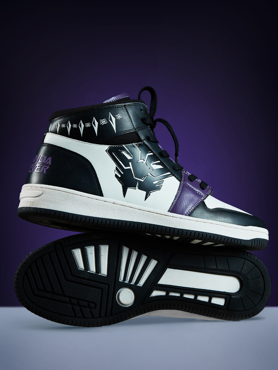 

The Souled Store Men Colourblocked High Top Sneakers, Black