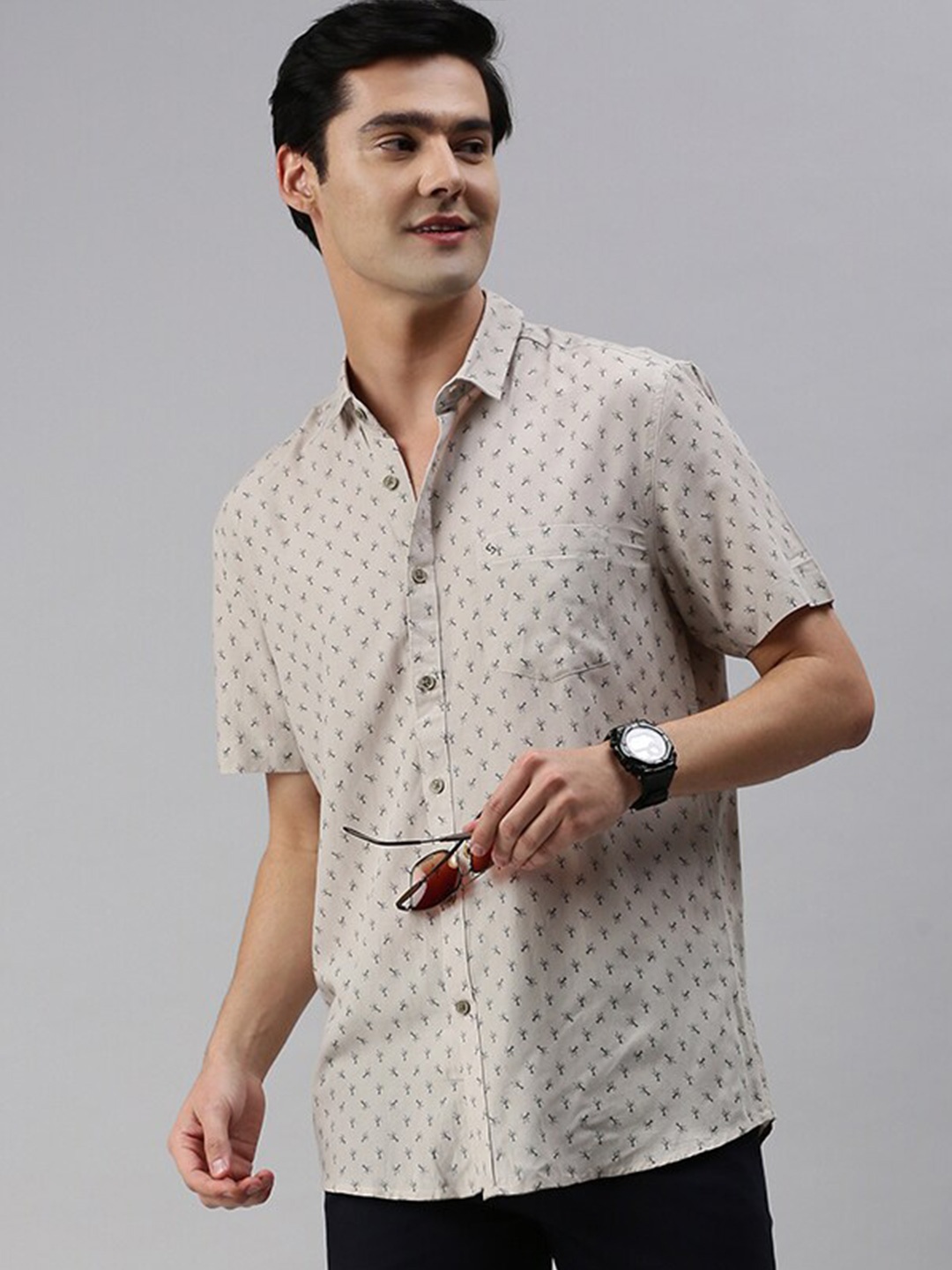 

Classic Polo Conversational Printed Slim Fit Casual Shirt, Grey