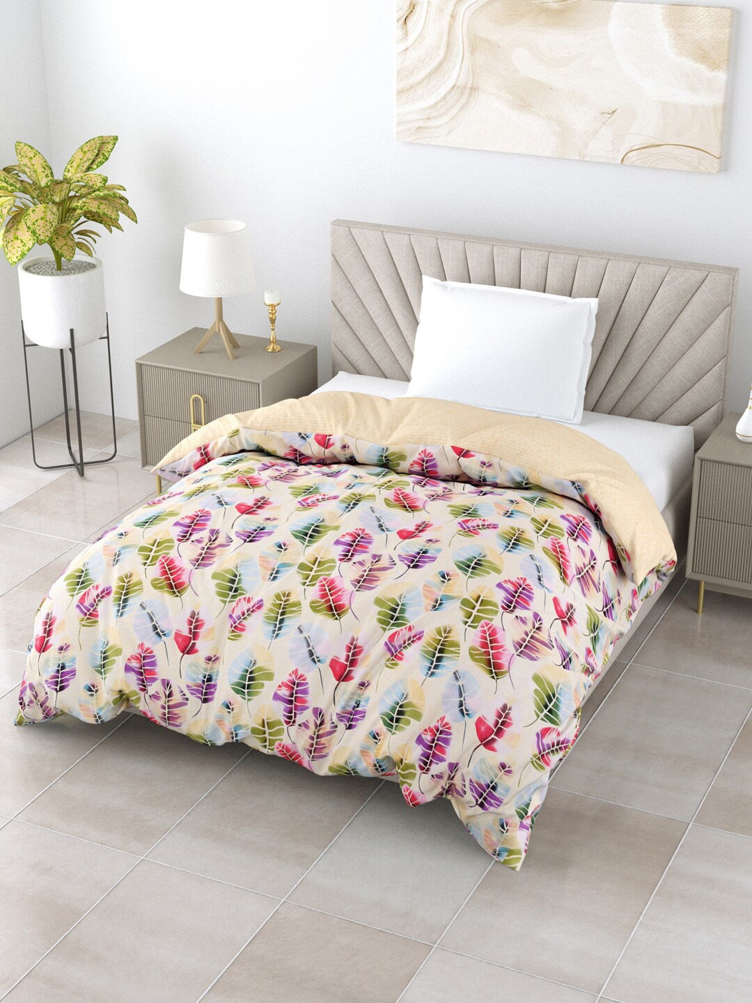 

Salona Bichona Unique Cream & Pink Floral Printed Mild Winter 120 GSM Single Bed Comforter