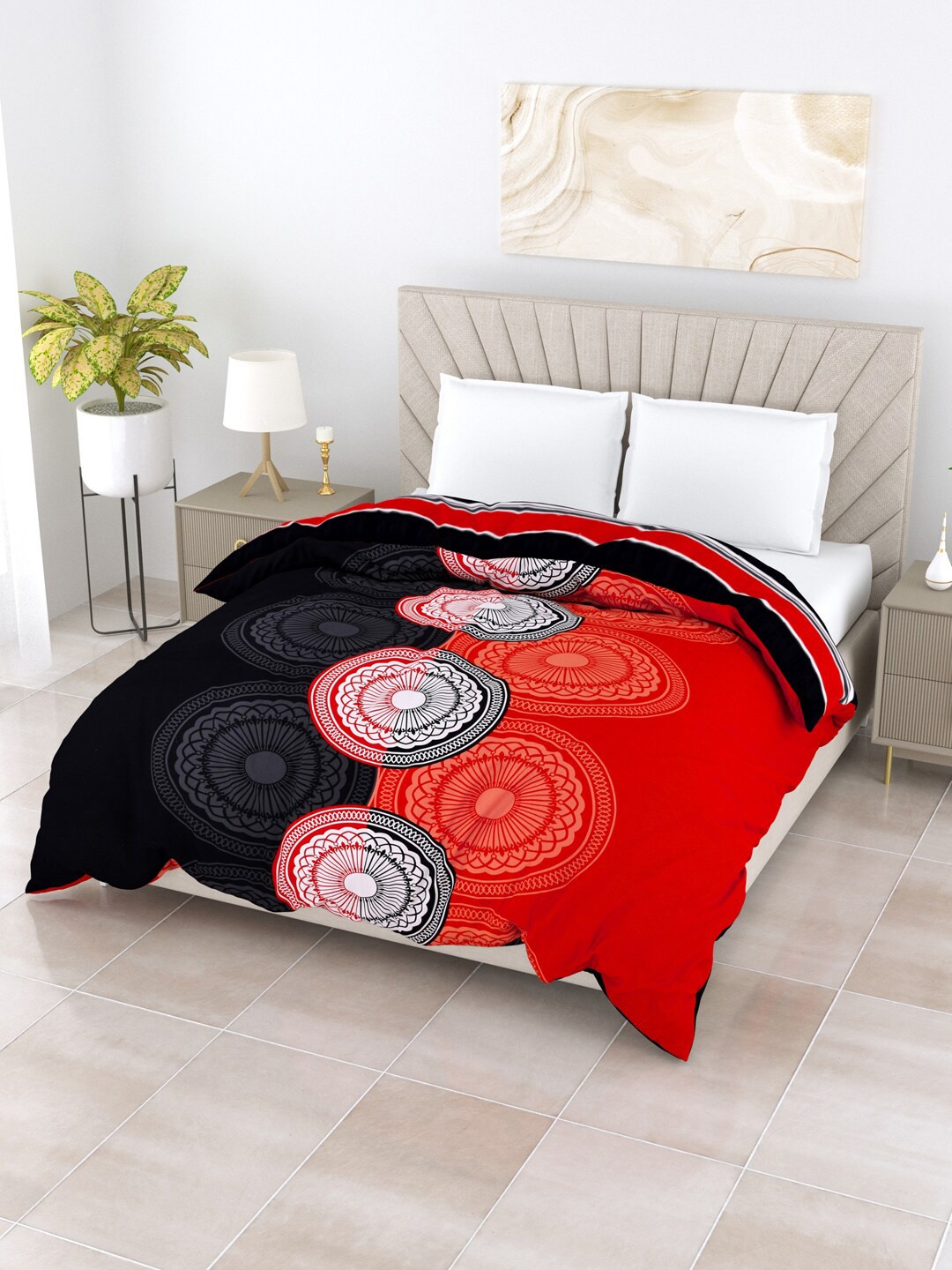 

Salona Bichona Red & Black AC Room 120 GSM Double Bed Comforter
