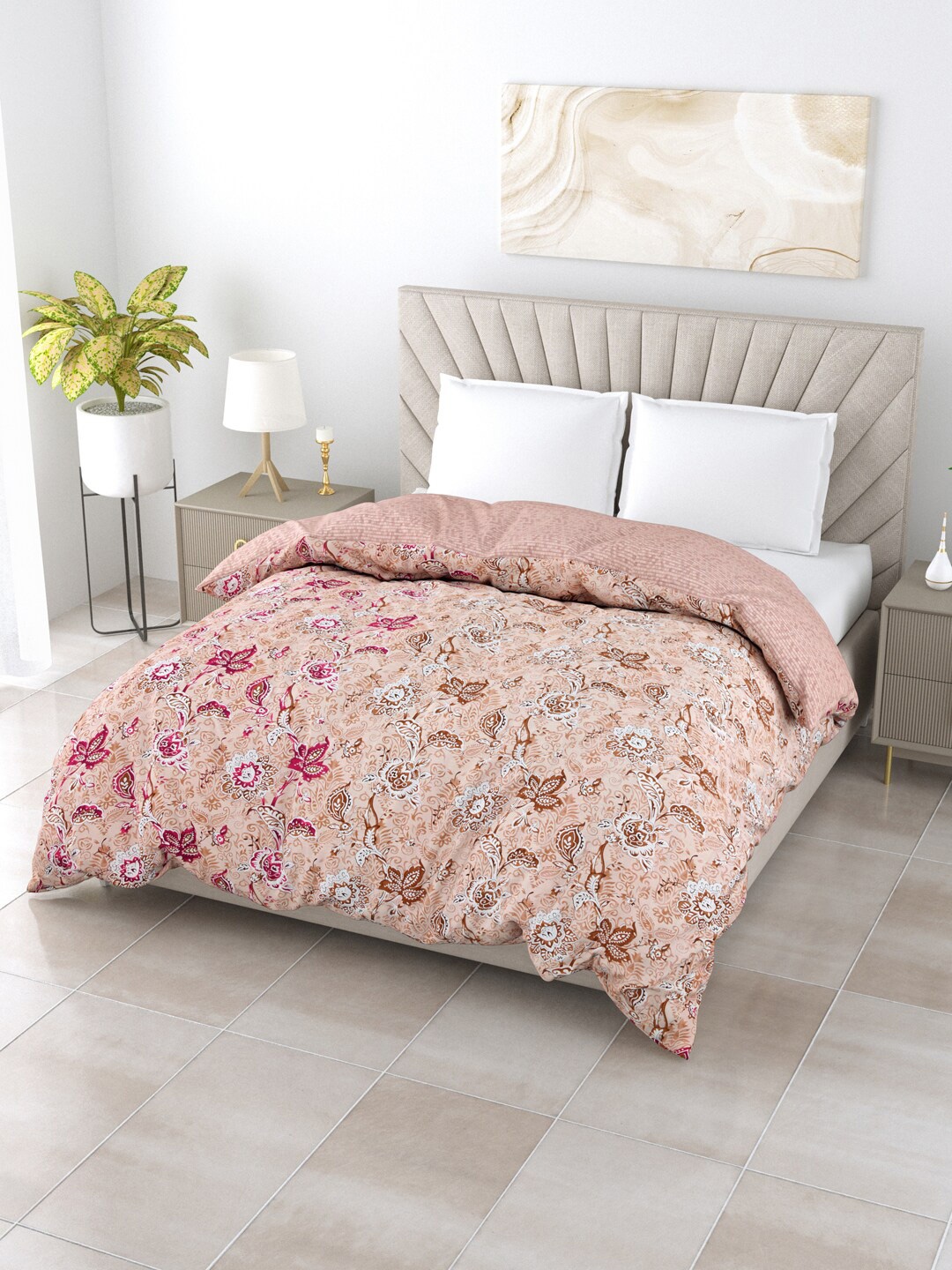 

Salona Bichona Peach-Coloured & Pink Floral AC Room 120 GSM Double Bed Comforter